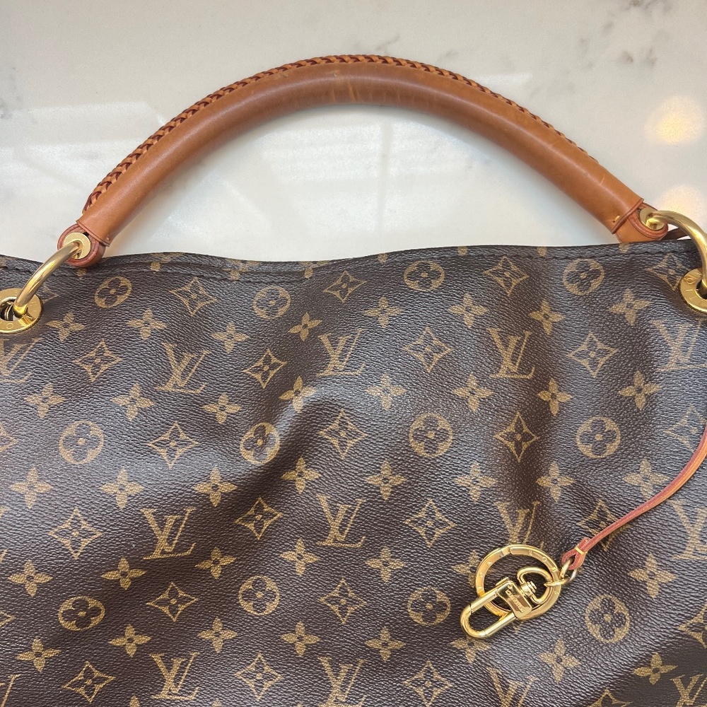 Louis Vuitton Artsy